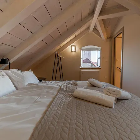 Superior 2 Bedroom Gabriela *