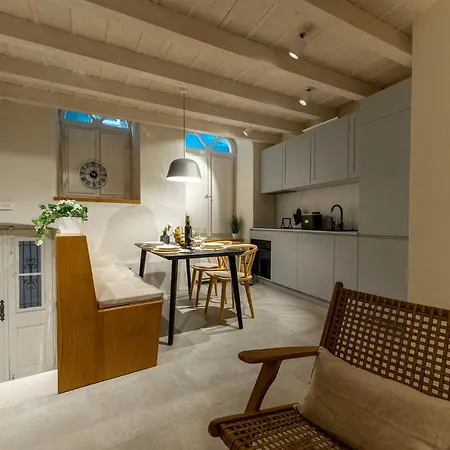 Superior 2 Bedroom Gabriela *